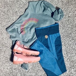 SEAMLESS LEGGINGS BNWT BY PINK